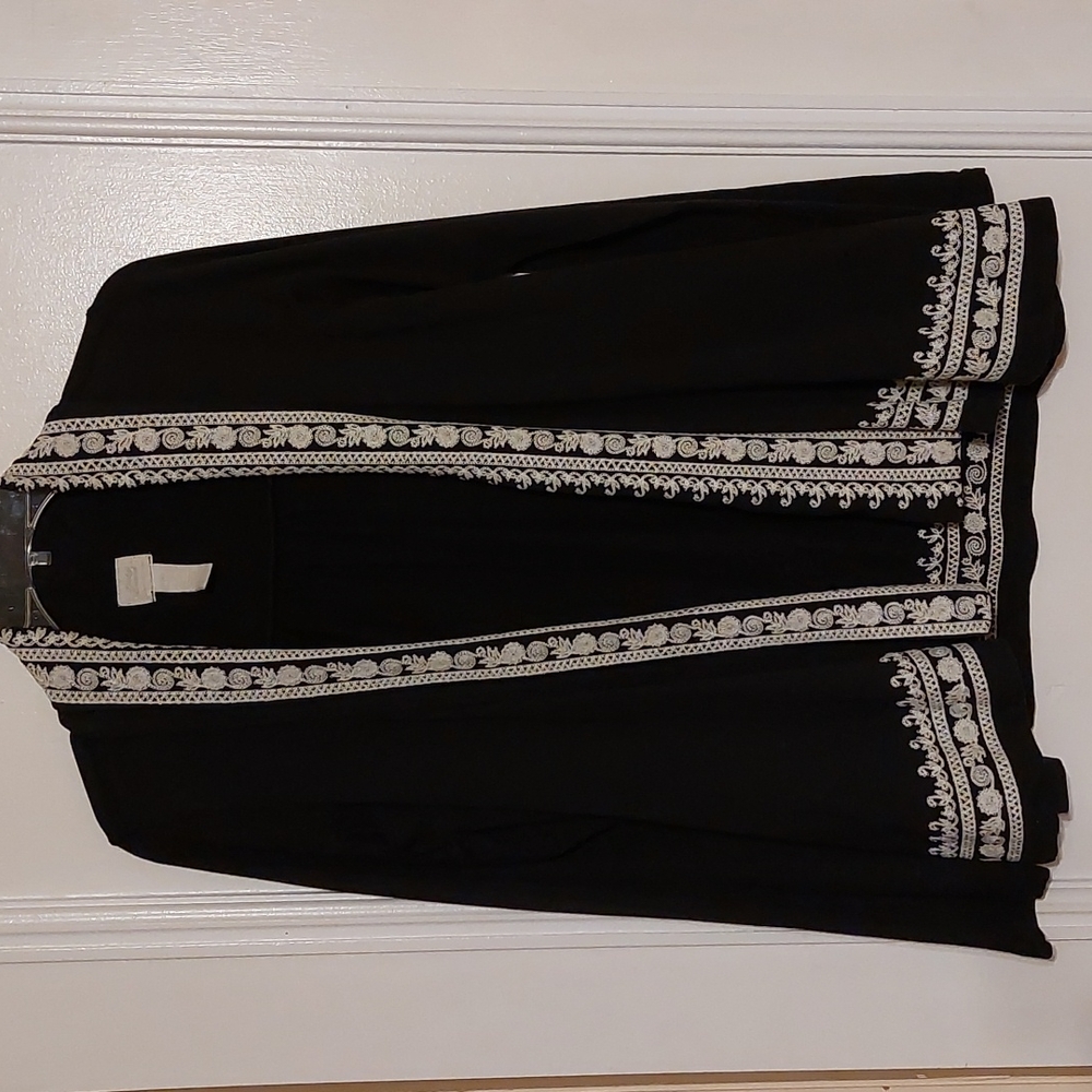 Lucky Brand Shrug